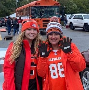 Meet your Posher, Toni